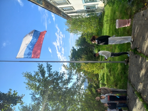Церемония поднятия (выноса)  Государственного Российской Федерации.